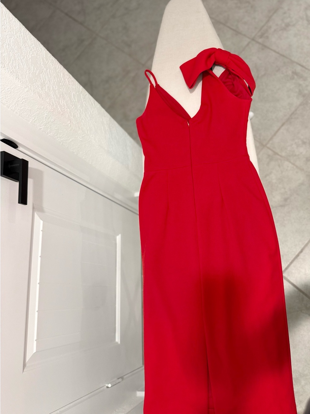 Betsy Adam Red One-Shoulder Bow Midi Dress - Picture 7 of 9